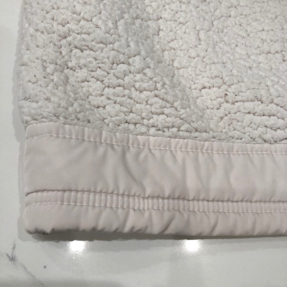 Warm, soft and cozy jacket . One spot on pocket . - Picture 13 of 16